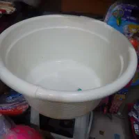 تشت پلاستیکی