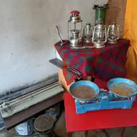 چهار پایه آهنی سرامیکبر|صندلی و نیمکت|اسلامآباد غرب, |دیوار