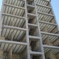 بنایی ساختمان انجام میشود