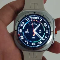 ساعت هوشمند بسیار شیک و باکیفیت