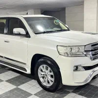 لندکروز بی رنگ هشت سیلندر ۲۰۱۸
