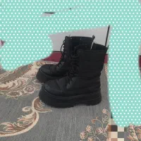 نیم بوت درحد نو .سایز 38/39