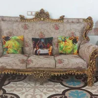 یک دست مبل کار کرده سالم بدون شکستگی