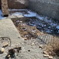 زمین  ۲۰۰ متری