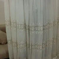 تعدادی پارچه و پرده