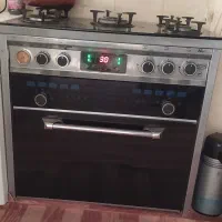 اجاق گاز 5 شعله درحد نو خیلی تمیز