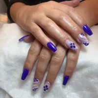 آرایشگری|خدمات آرایشگری و زیبایی|بروجن, |دیوار