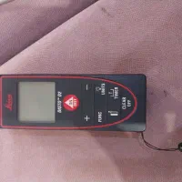 متر لیزری leica