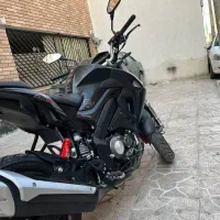 بنلی ۱۸۰ s مدل 1403|موتورسیکلت|تهران, تهرانپارس شرقی|دیوار