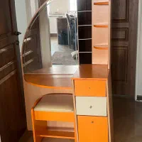 میز آرایش آینه دار  با صندلی