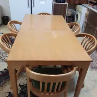 میز ناهارخوری ۶نفره درحد نو تمییز وشیک