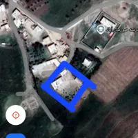 حیاط و خانه روستایی