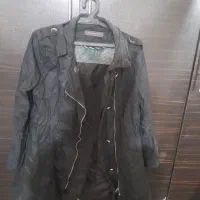 بارونی زنانه مشکی وسالم درحدنو ۱۵۰ تومن