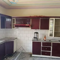 کابینت فلزی سالم درحدنو همراه با ظرفشویی و شیر آب