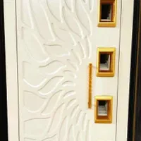 تولید درب لولایی وکابین اسانسور