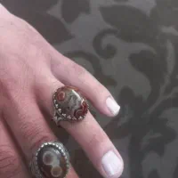 انگشتر قدیمی محبت درجه یک|کلکسیون اشیاء عتیقه|کارون, |دیوار