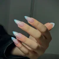 ترمیم ناخن و لمینت۲۷۰ ب همراه لاکژل ساده رنگی