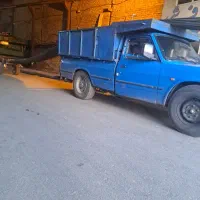 راننده با نیسان  اهن کشی