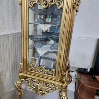 ویترین سلطنتی زیباوشیک