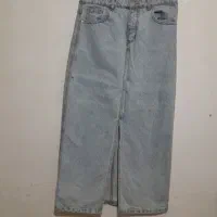 یه مقدار لباس برا فروش