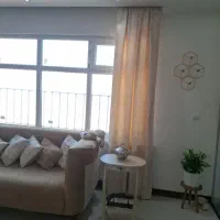 دو عدد والن کرم طلایی