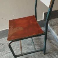 صندلی فلزی