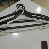 چوب لباسی پلاستیکی