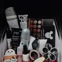 آنلاین شاپ اکسسوری کادویی|زیورآلات و اکسسوری|اصفهان, درب سیبه علیا|دیوار