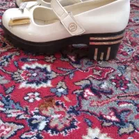 کفش دخترانه|کفش و لباس بچه|قم, نیروگاه|دیوار