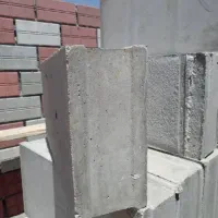 بلوک سیمانی عایق