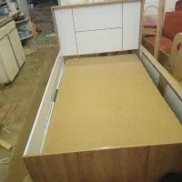 تخت تک نفره با ۱۰ سال ظمانت