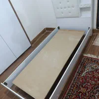 تخت یک نفره