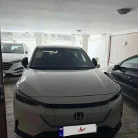 هوندا ens1 سفید ev