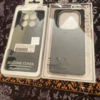 تعدادی قاب گوشی شیائومی و محافظ لنز