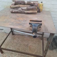 فروش میز کار با گیره