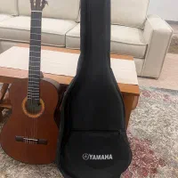 گیتار یاماها کپی مناسب تازه کاران همراه کیف و کتاب