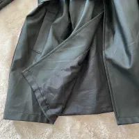 کت چرمی عروسکی|لباس|هشتگرد, شهرک گلها|دیوار