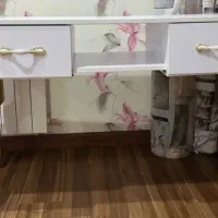 میز ناخن‌در حد نو اصلا استفاده نشده