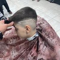 کوتاهی موی سر رایگان در سالن آرایشگاه|خدمات آرایشگری و زیبایی|ابهر, |دیوار