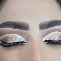 جشنواره تخفیف در لاین میکاپ شنیون بافت وکاشت ناخن