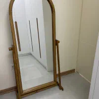 اینه قدی چوبی