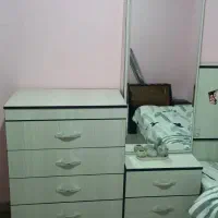 دراور و میز آرایشی درحد نو