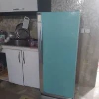 یخچال فروشی کاملاً صحیح سالم