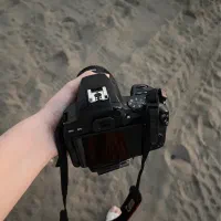 دوربین کانن250d فقط دوره مدرسه استفاده شده