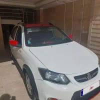 کوییک R بی رنگ