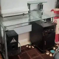 میز کامپیوتر و تحریر متحرک