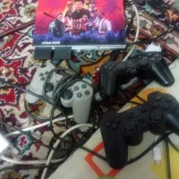 پلی تو با ۳تا دسته ۲تا معموری و فلش به فروش میرسد