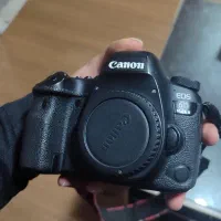 فروش دوربین کنون 6D markII همراه لنز ۵۰ ۱/۸