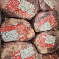 فروش و توزیع انواع گوشت گرم و منجمد