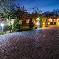 ویلا باغ لوکس و مدرن روزانه و کوتاه مدت